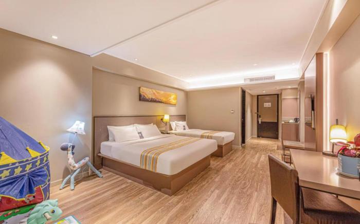 Home Inn Plus Kunshan International Expo Center Huaxi Park Metro Station