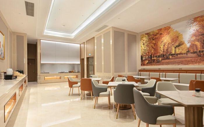 Vienna Hotel Xiantao Fuzhou Avenue