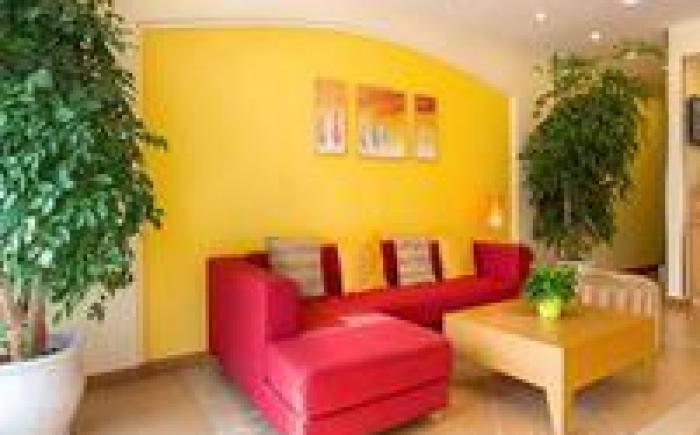 Home Inn Tianjin Eye Jinshi Bridge Metro Station