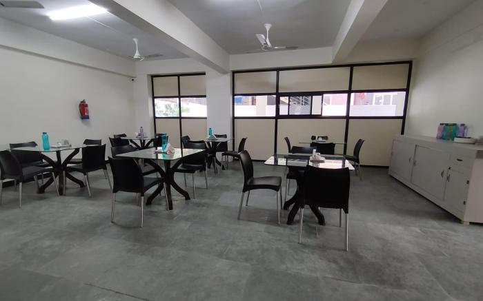 Residence Retreat Service Apartments