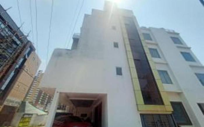RROOMS Elite Hotel Global Luxury