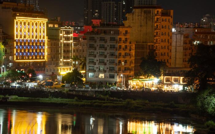 Galaxy Hotel Mong Cai