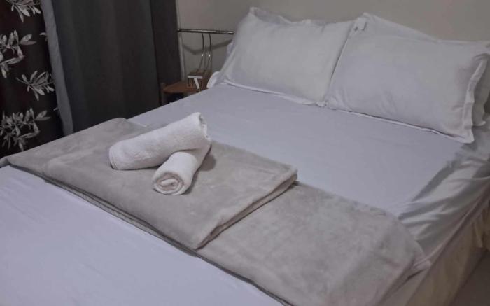 BRENTHILL Condo Sandstone Unit