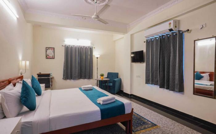 Hotel Urban Eminence Banjara Hills, Near Shri Jagannatha Swami Temple