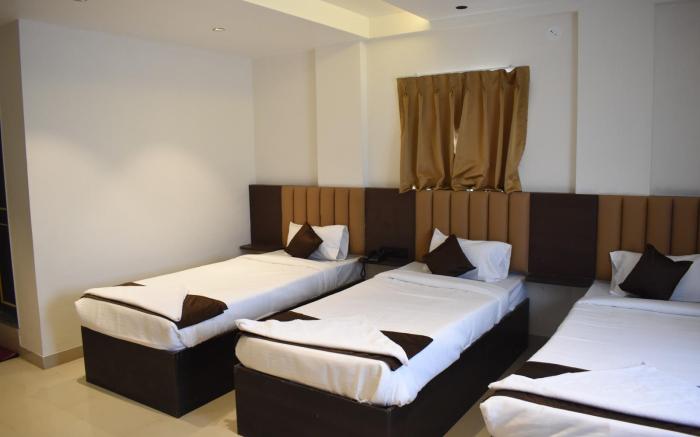 Hotel Lotus Executive