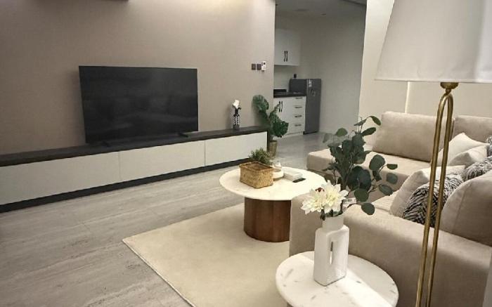 Room and hall 3