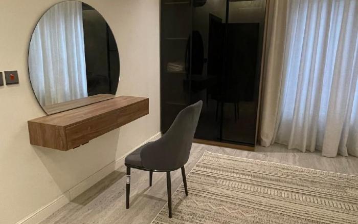 Room & Lounge # 2