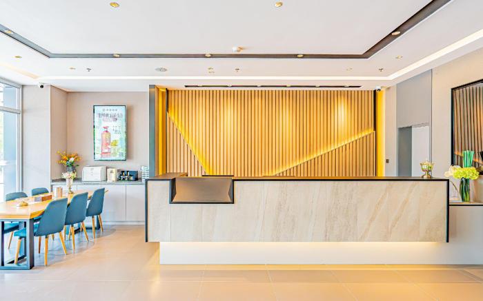 Home Inn Style Yingkou Bayuquan Wanlong Commercial Building Port Center