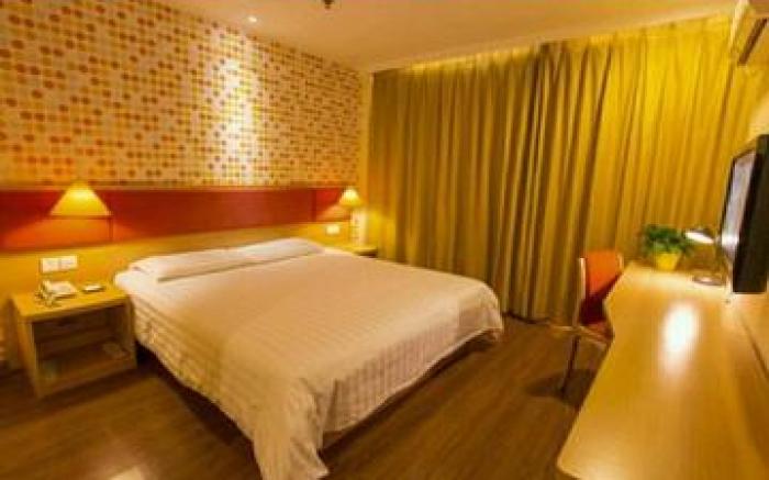 Home Inn Neo Tianjin Zhongshan Road North Station Overpass