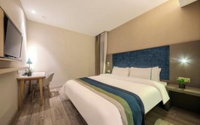 Home Inn Style Wuhan Optics Valley Poly Plaza Youth City