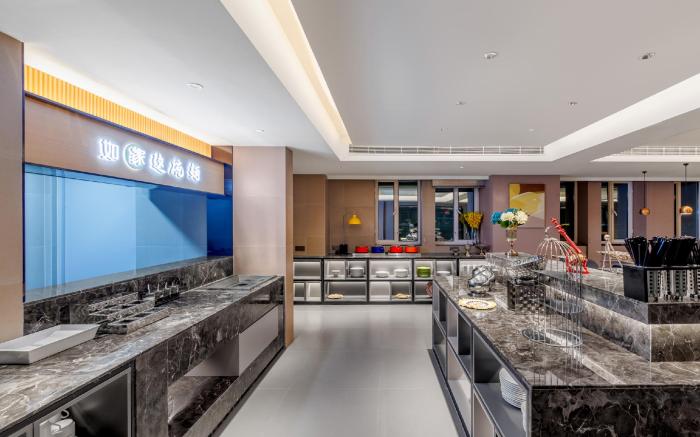 Home Inn Style Urumqi Convention and Exhibition Center Wuyue Plaza