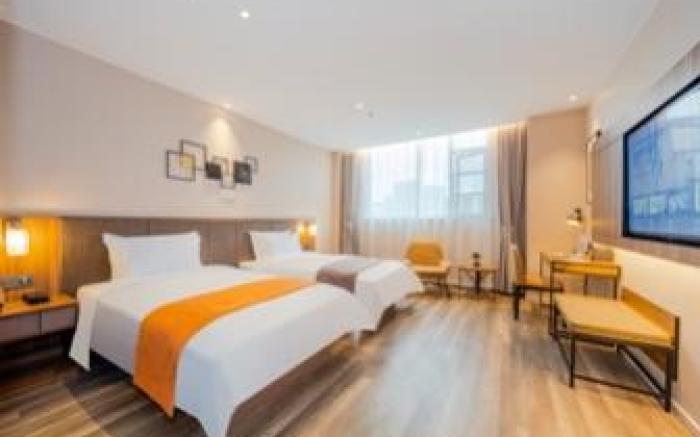 Ease Hotel Wuxi New District Holiday Plaza