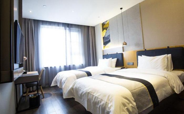 Home Inn Style Zaozhuang Xuecheng Guangming West Road High-speed Railway Station