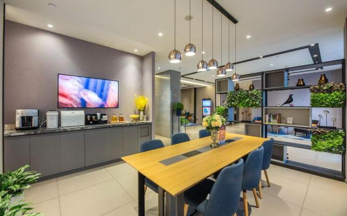 Home Inn Style Changsha Xindaxin Wuyi Square Metro Station