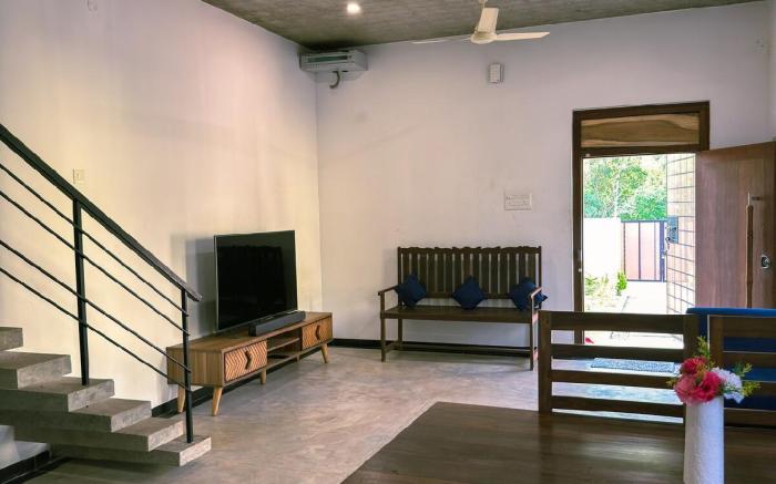 Brick and Bare Homestay