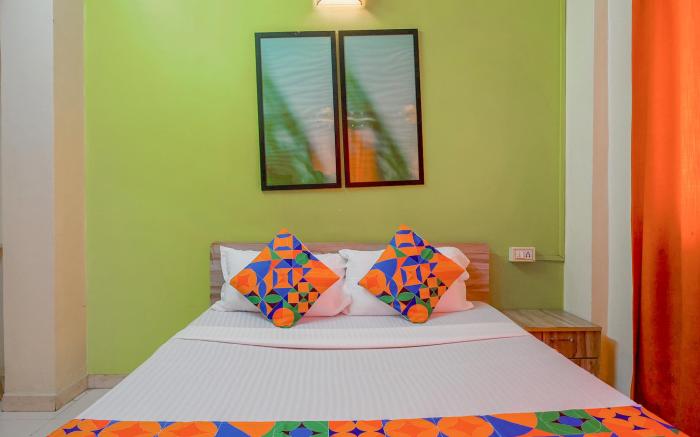 FabHotel Saraswati Niwas