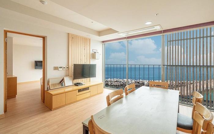 Yeongdeok Hillington Hotel Resort Pension