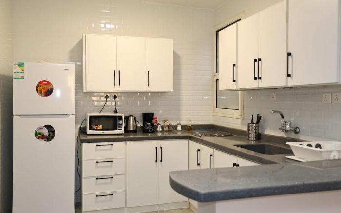 luxurious entire 1bd apt - Self entry