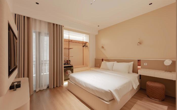 The World Hotel