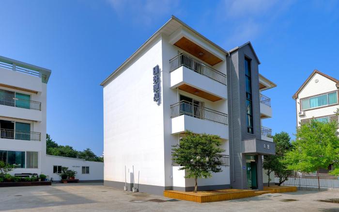 Taehwa Pension
