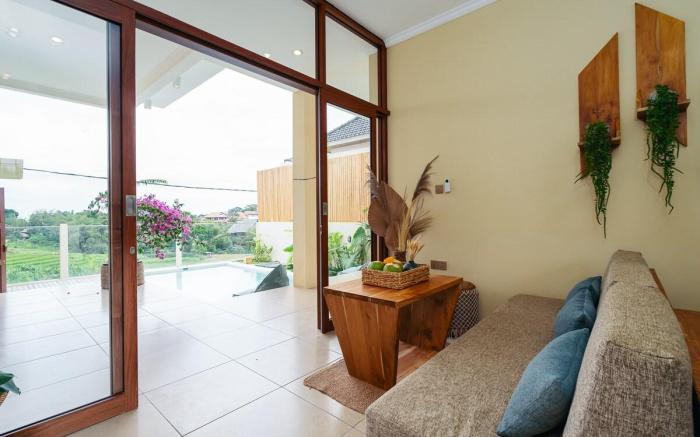 Charming 3BR Villa–Pool, Rice Fields, 10 Min Beach