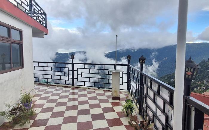 Hotel Kumud