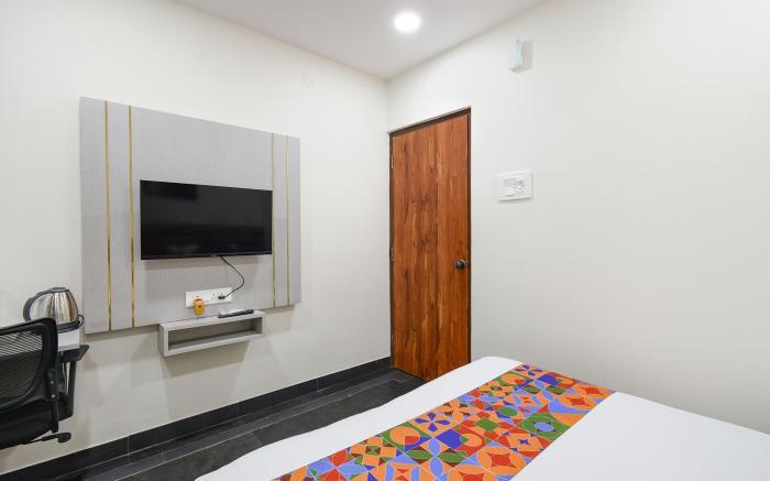 FabHotel Yendluri's Abode