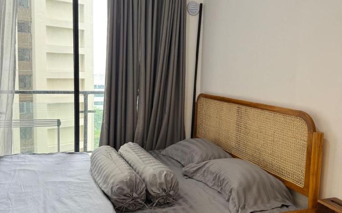 PandaHouse@Sky House Apartment-L1