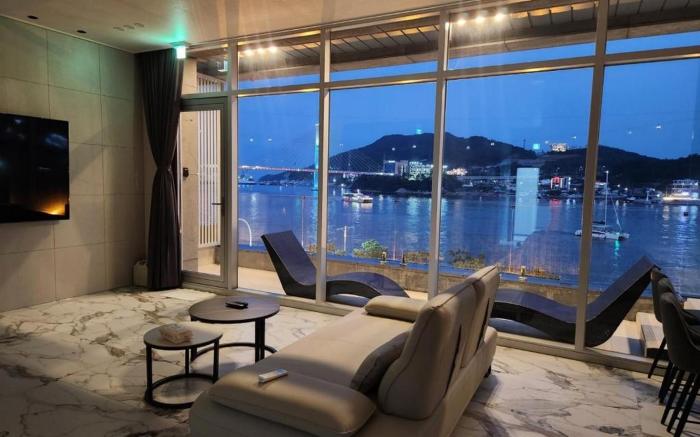 Suite Stay Yeosu