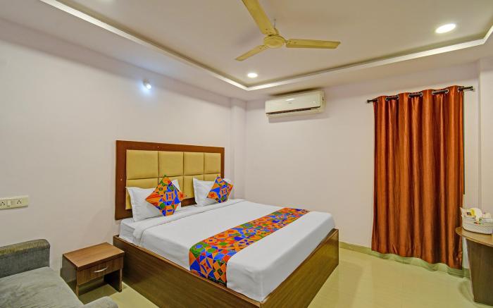 FabHotel VSR International