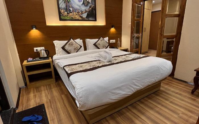 hotel golden potala