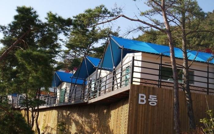 Jirisan Lake Resort