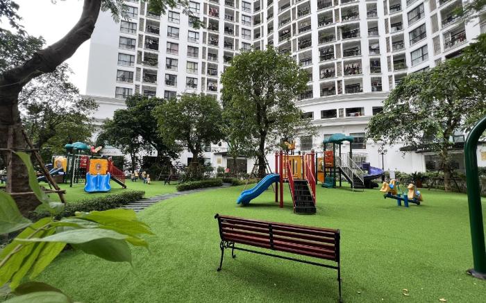 Vinhomes Royal City by Emily in Town