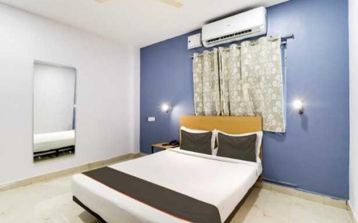 Townhouse Oak Banjara Lakeview