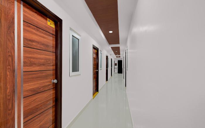 Hotel O De' BVL Grand