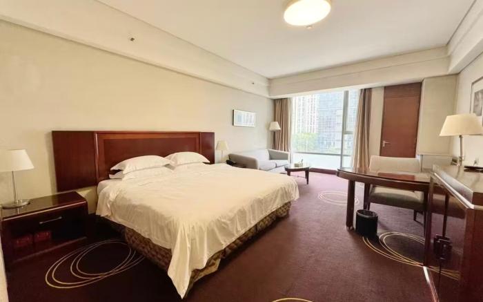 商务大床房