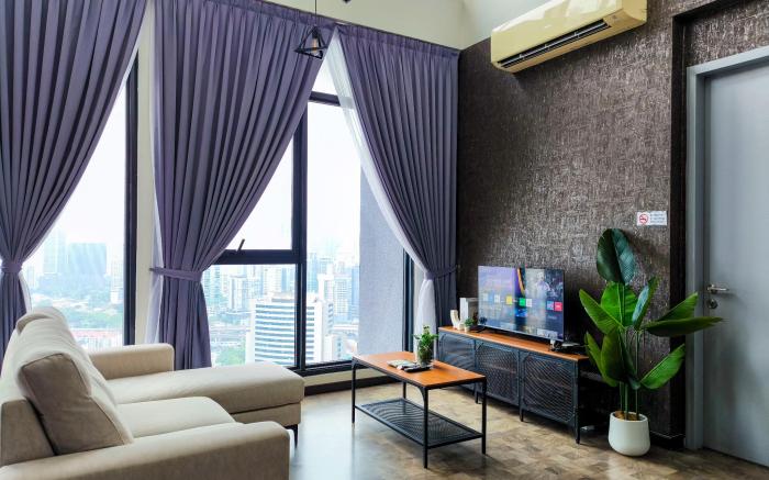 Expressionz Suite by Manhattan Group Signature