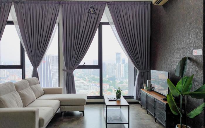 Expressionz Suite by Manhattan Group Signature