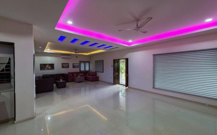 BluePebble Villa Private Pool Retreat by Homeyhuts