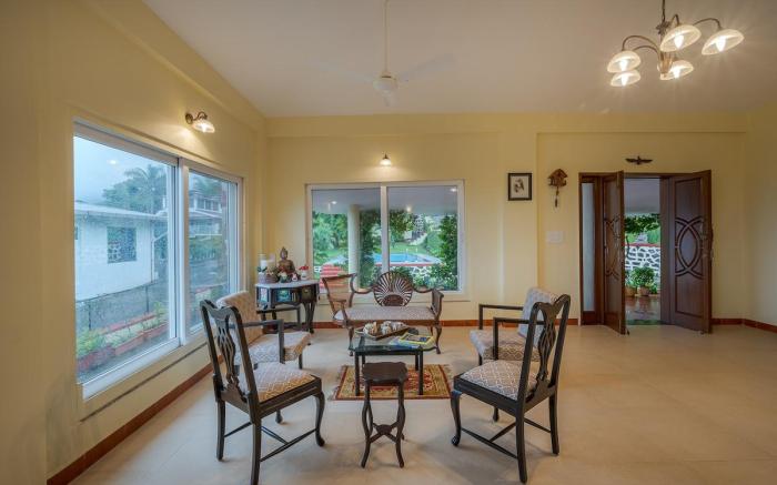 SaffronStays Silver Falls-Scenic Waterfall Escape