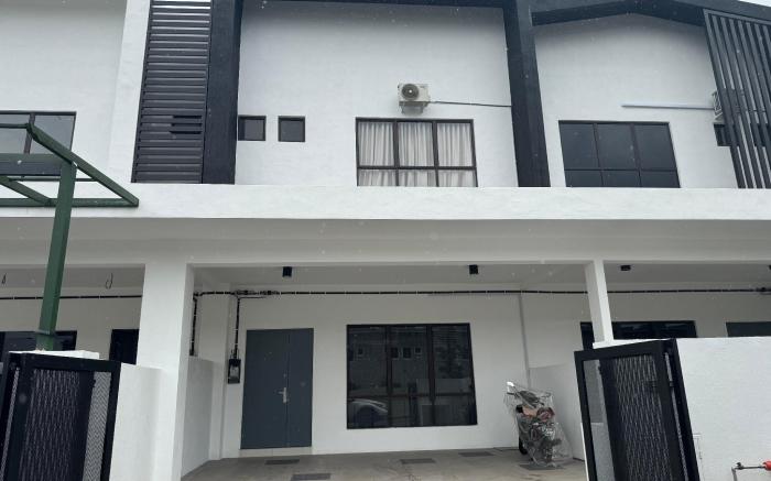 Ramadhina The Luxe Retreat home2stay Ipoh