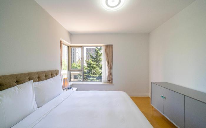 Tyms Modern 2BR 1 Living Room Suite in Xujiahui