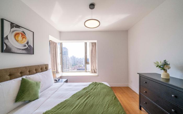 Tyms Elegant 2 Bedroom 1 Living Haven