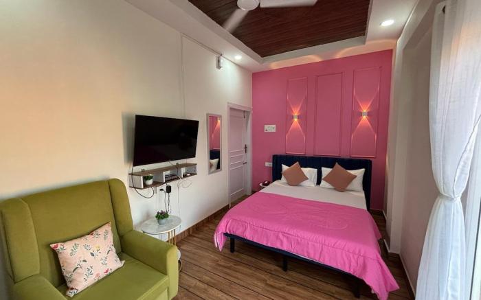 BeauMonde Tiny Studio - Blush
