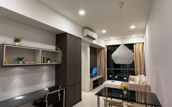 The Robertson 1BR premium couple suites