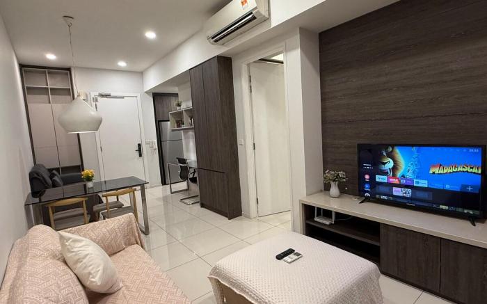 The Robertson 1BR premium couple suites