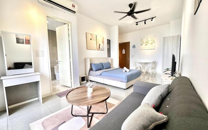 MWHolidayA2711{DeluxSeaView}CoupleSuite+FreeParkin