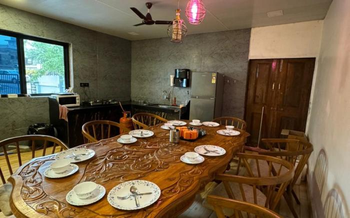 VG09 with huge Pool and bathtub