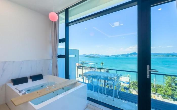 Yeosu Road 328 Ocean View Pool Villa