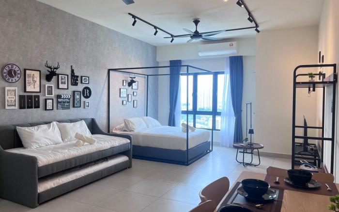 Near MMU UOC | Couple 2pax Studio | Modern Home